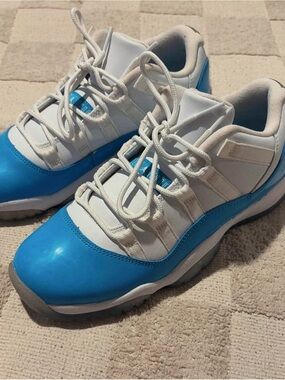 Jordan 11s